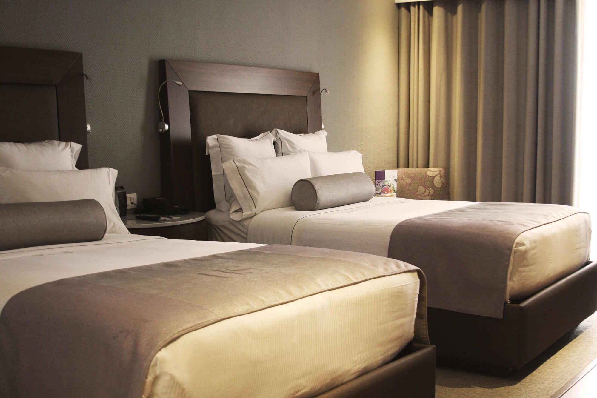 Hs Hotsson Hotel Silao Esterno foto
