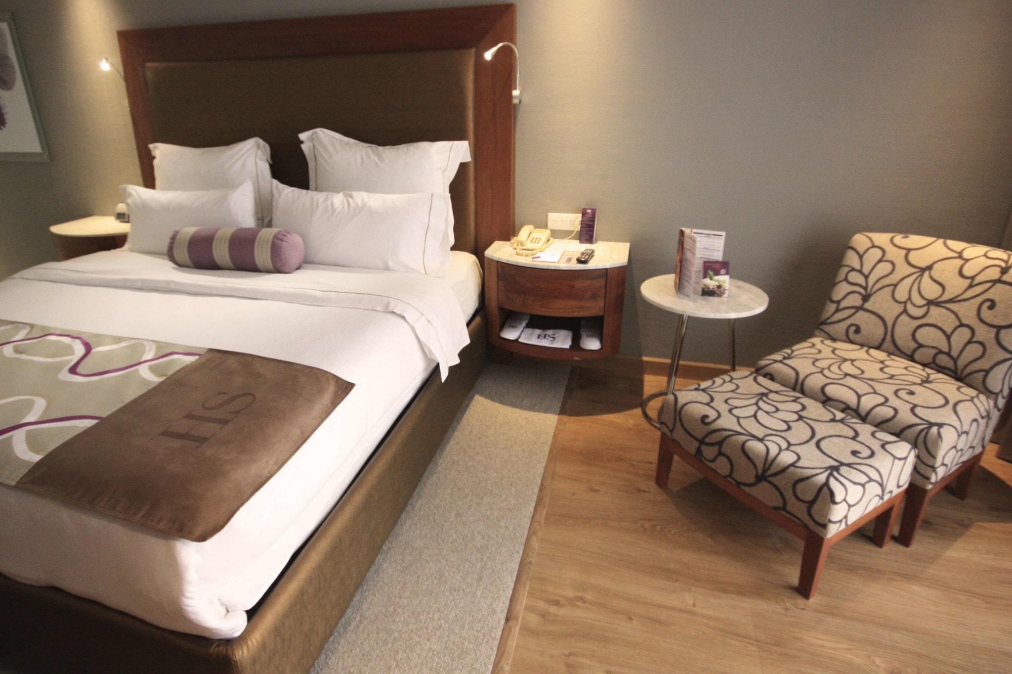 Hs Hotsson Hotel Silao Esterno foto